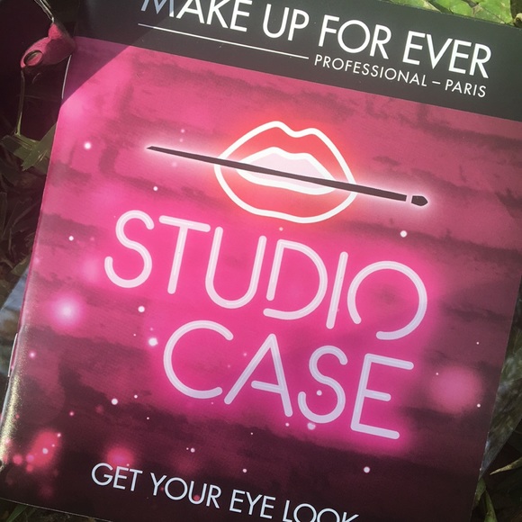 Makeup Forever Studio Case - Picture 5 of 7